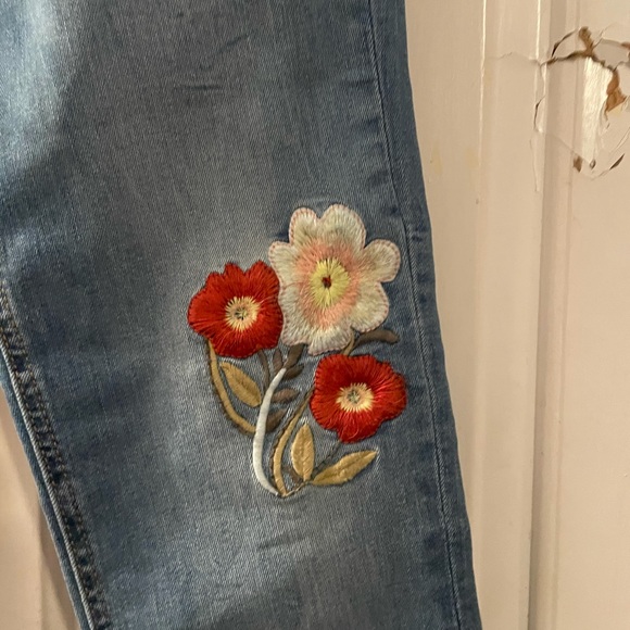 Zara jeans - Picture 2 of 4